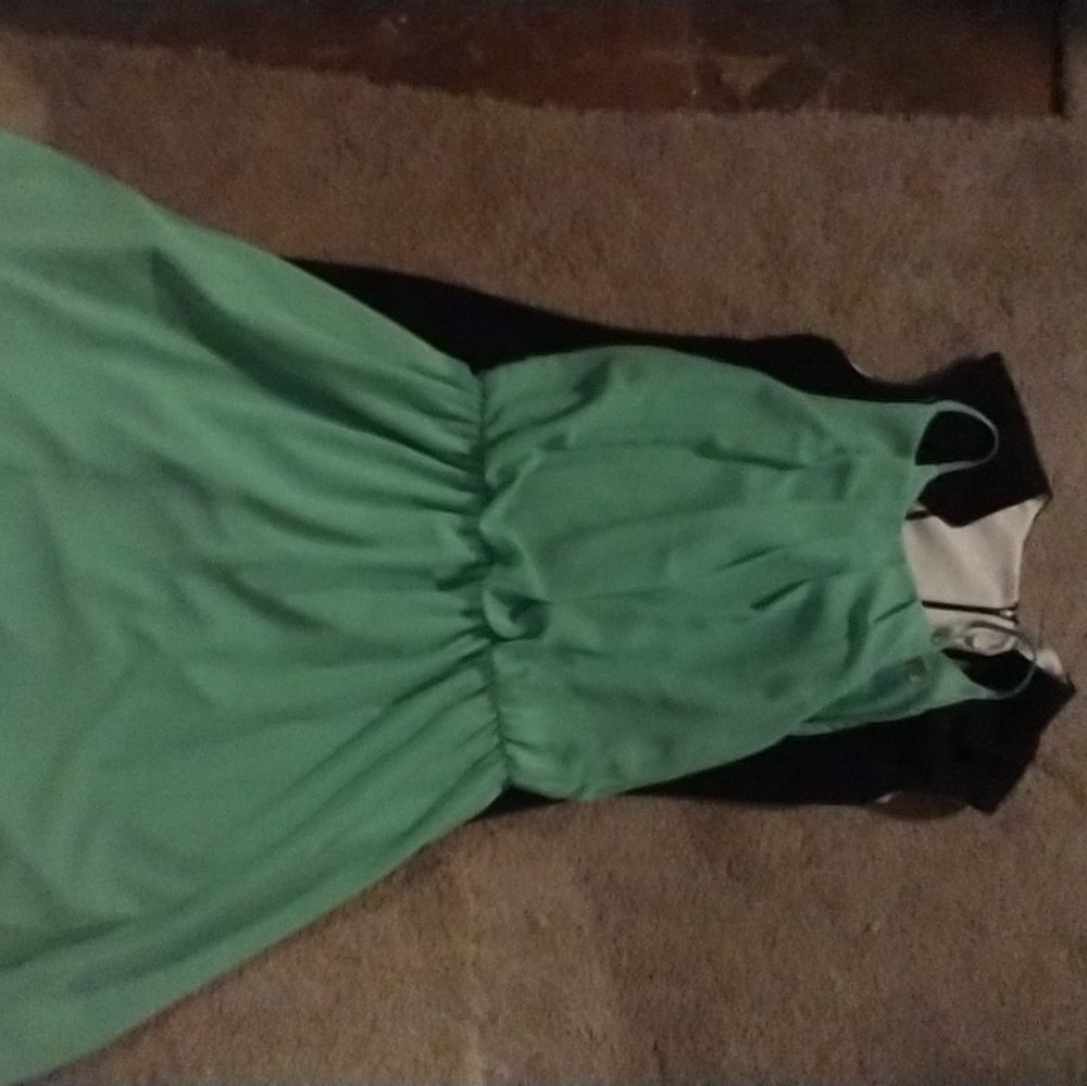 Clothes - Picture 13 of 16